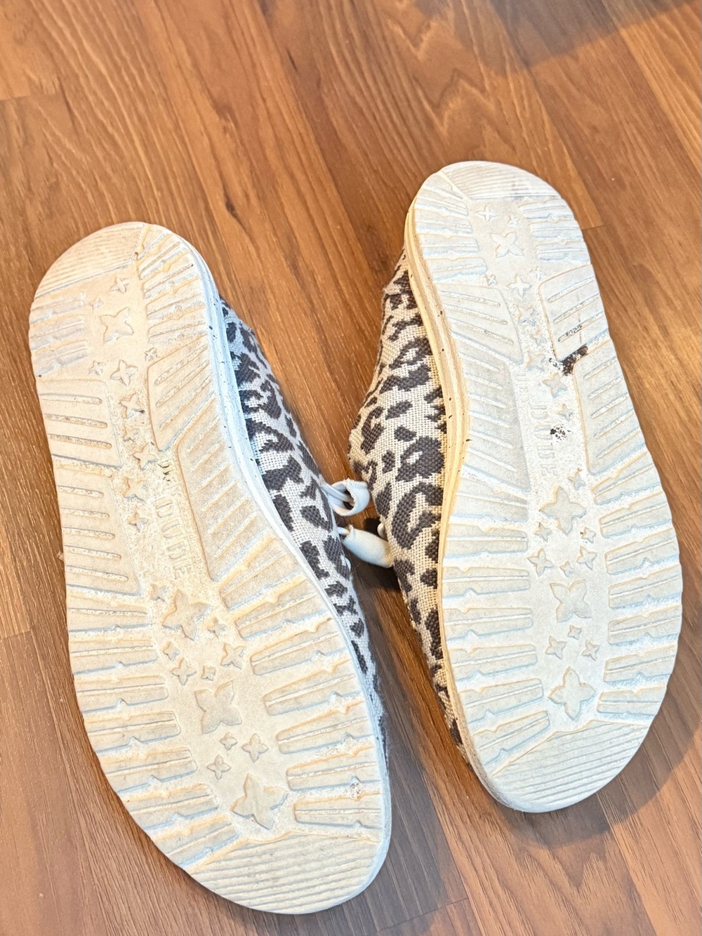 Hey Dude Women's Leopard Print Slip-On Flats - Gray & White - Picture 7 of 8